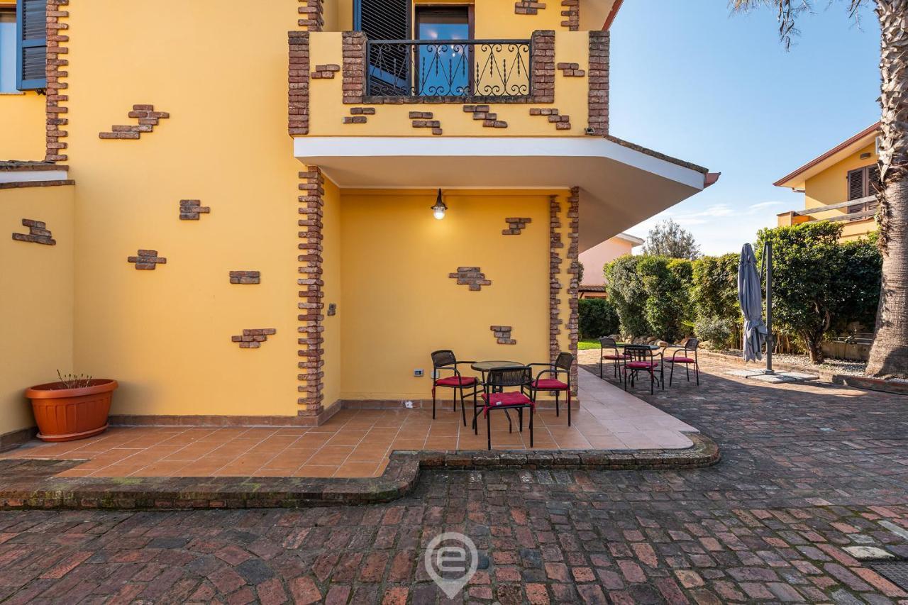 Villa Monica - Suites Iglesias Kültér fotó