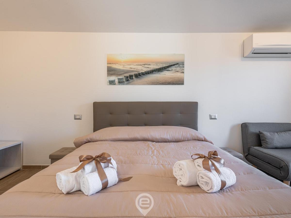 Villa Monica - Suites Iglesias Kültér fotó