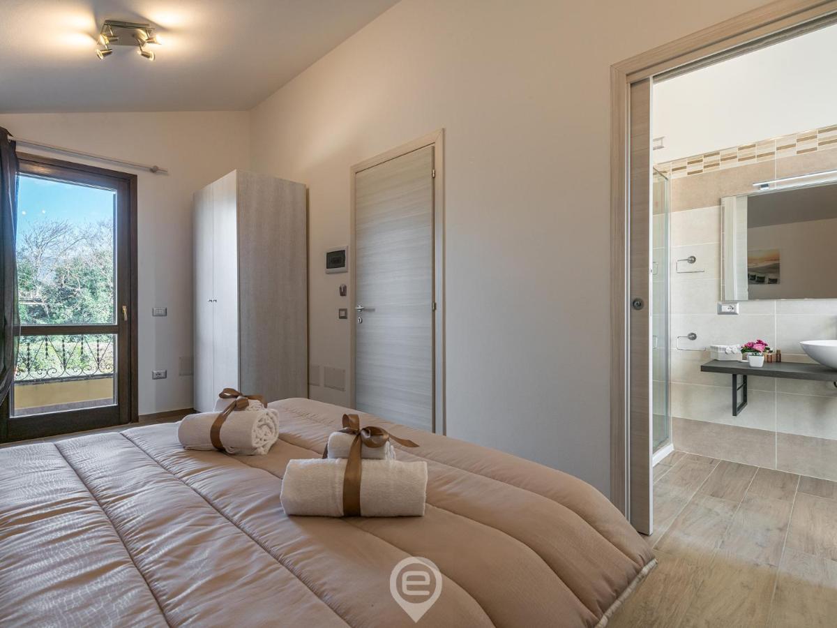 Villa Monica - Suites Iglesias Kültér fotó