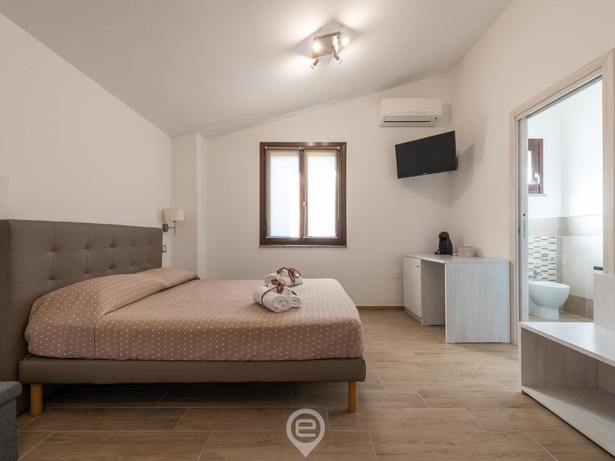 Villa Monica - Suites Iglesias Kültér fotó